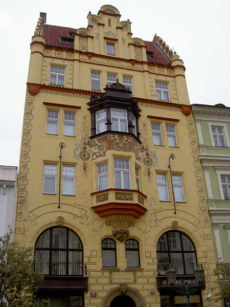 0052_Prague_building_on_Ovocny_Trh