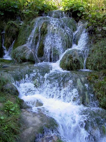 3062_Plitvice_small_falls