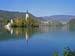 4121_Lake_Bled_island_from_shore_walk