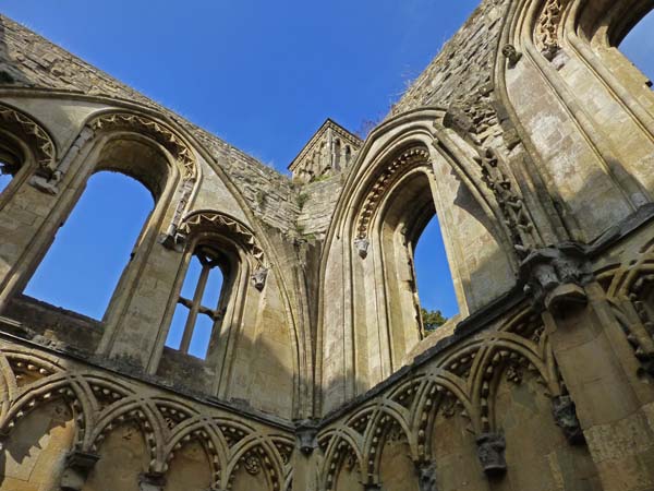 137_Glastonbury_Abbey