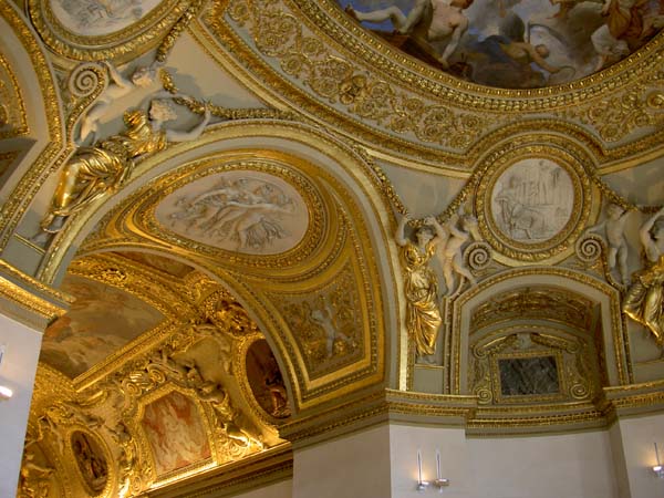 0023_Louvre_ceiling