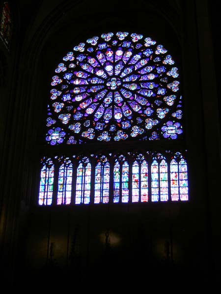 0052_Notre_Dame_windows