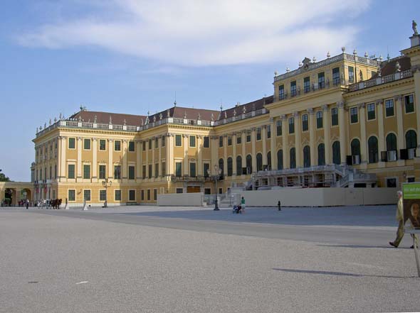 4052_Vienna_Schonbrun_palace
