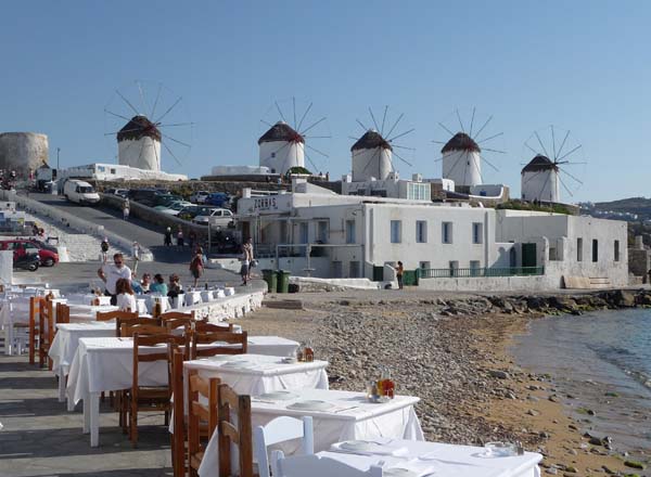 037_Mykonos_windmills