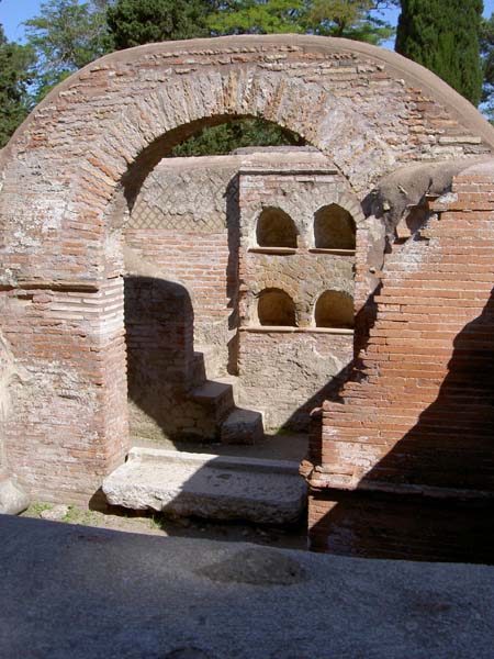 3076_Ostia Antica Necropolis