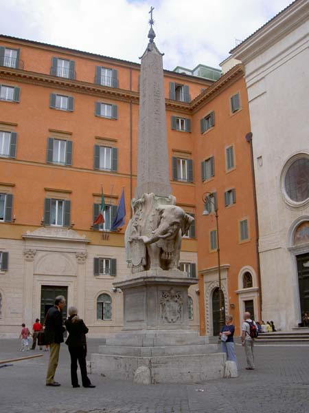 4150_Rome_statue_obelisk in Piazza di Minerva
