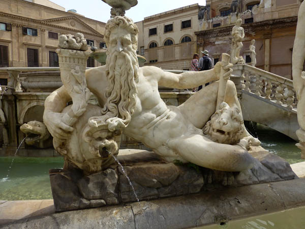 006c_Palermo_Fontana_Pretoria