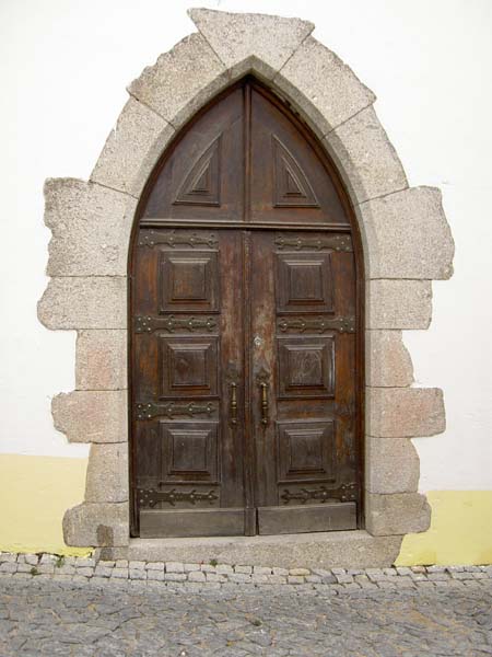 3086_cool_arched_door