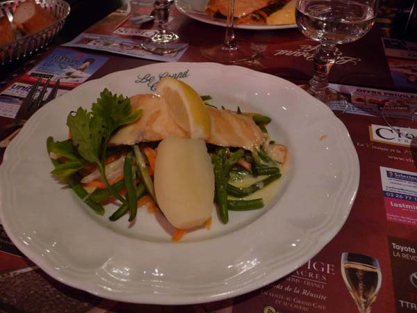 072_Reims_salmon