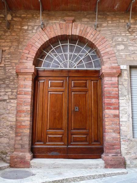 0154_Montone_door