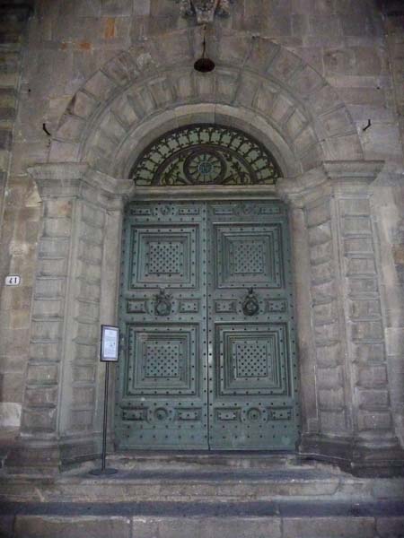 0596_Lucca_door